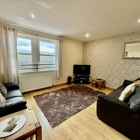 Azim And Suzi'S City Centre Apartment Inverness Buitenkant foto