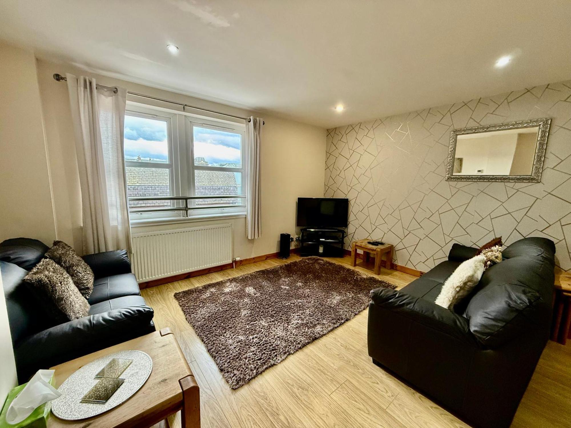 Azim And Suzi'S City Centre Apartment Inverness Buitenkant foto
