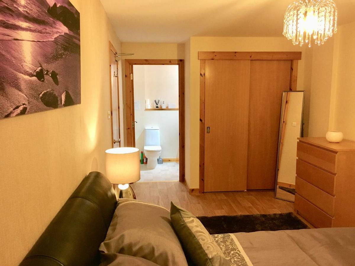 Azim And Suzi'S City Centre Apartment Inverness Buitenkant foto